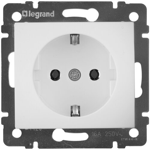 Розетка Legrand 694280 Valena, 16 А, с заземлением розетка legrand 694280 valena 16 а с заземлением