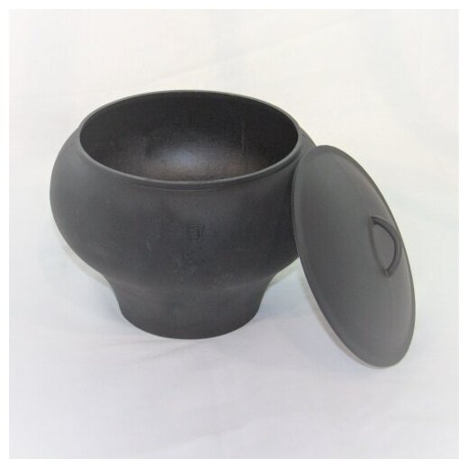 фото Горшок чугунок чугунный с чугунной крышкой в комплекте для приготовления пищи на костре, в печи, в духовке