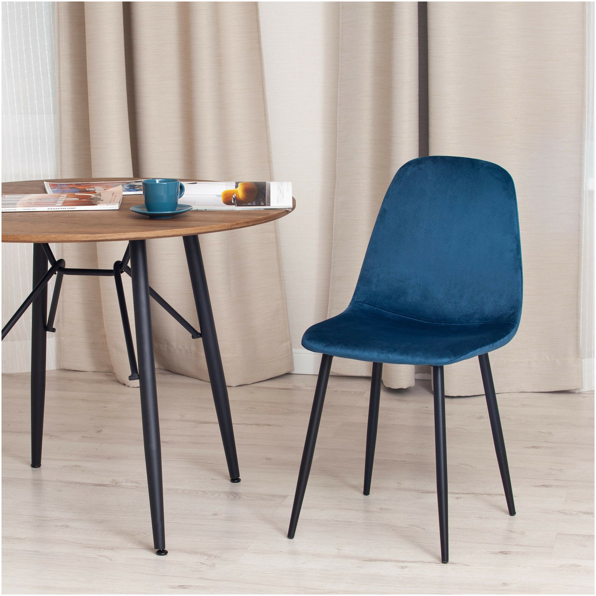 Комплект стульев для кухни TetChair BREEZE (mod. 4724), вельвет/металл, 45х64х82 см, Blue (синий)/черный (4 шт. в 1 упаковке) - фотография № 2
