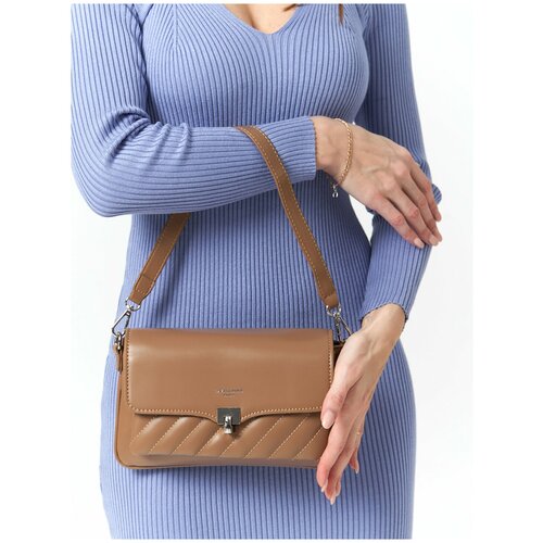 фото Стильная, влагозащитная, надежная и практичная женская сумка из экокожи david jones cm6219k/d.green