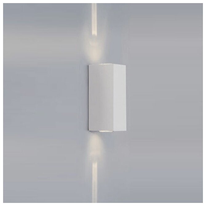 Настенный светильник светодиодный IT01-A150/2 white