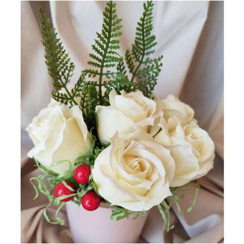 Букет из мыльных роз 7 штук айвори 4913