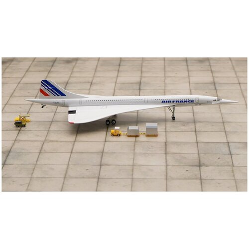 Модель самолёте Конкорд Air France.