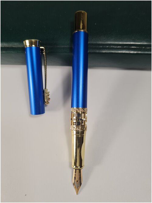 Перьевая ручка синего цвета с драконом-1 шт с чехлом