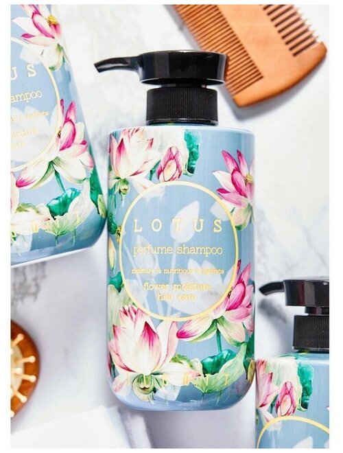 Jigott Парфюмированный шампунь с экстрактом лотоса / Lotus Perfume Shampoo, 500 мл