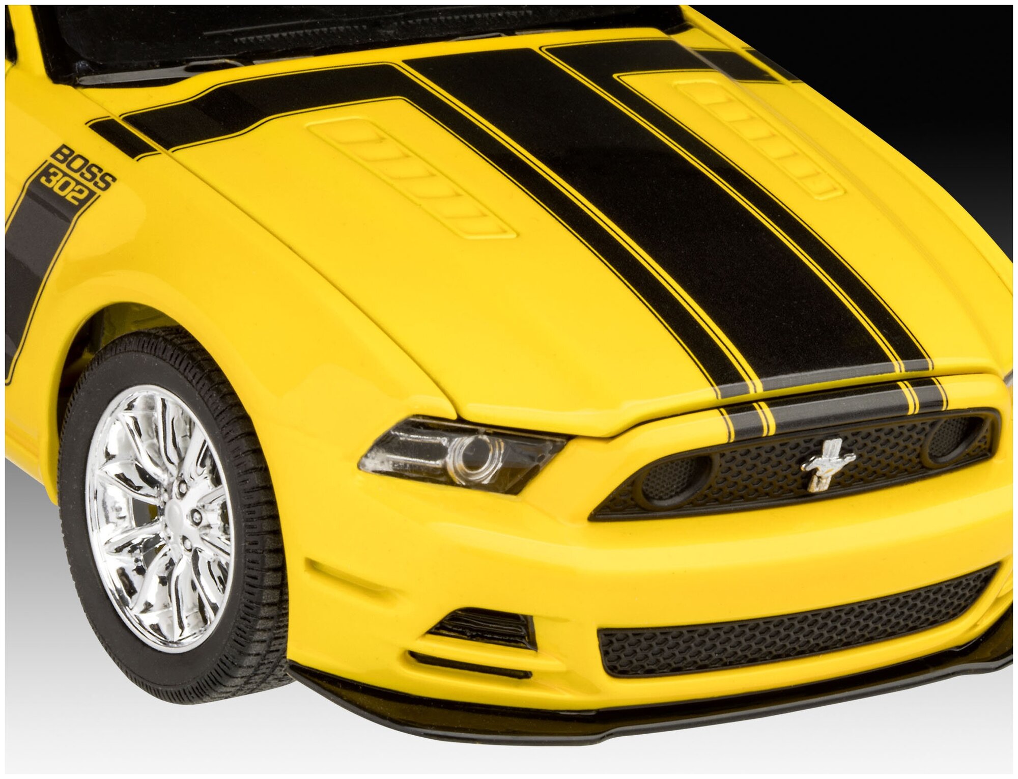 07652 Revell Спорткар 2013 Ford Mustang Boss 302 1/25