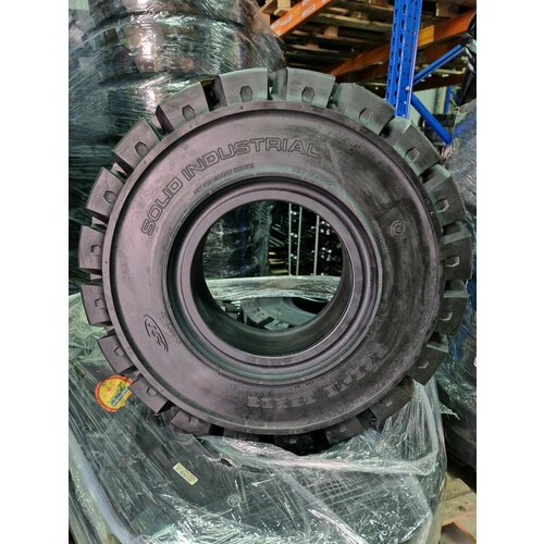 CST Шина эластик 650-10 C8909 THS N c буртом 25546₽