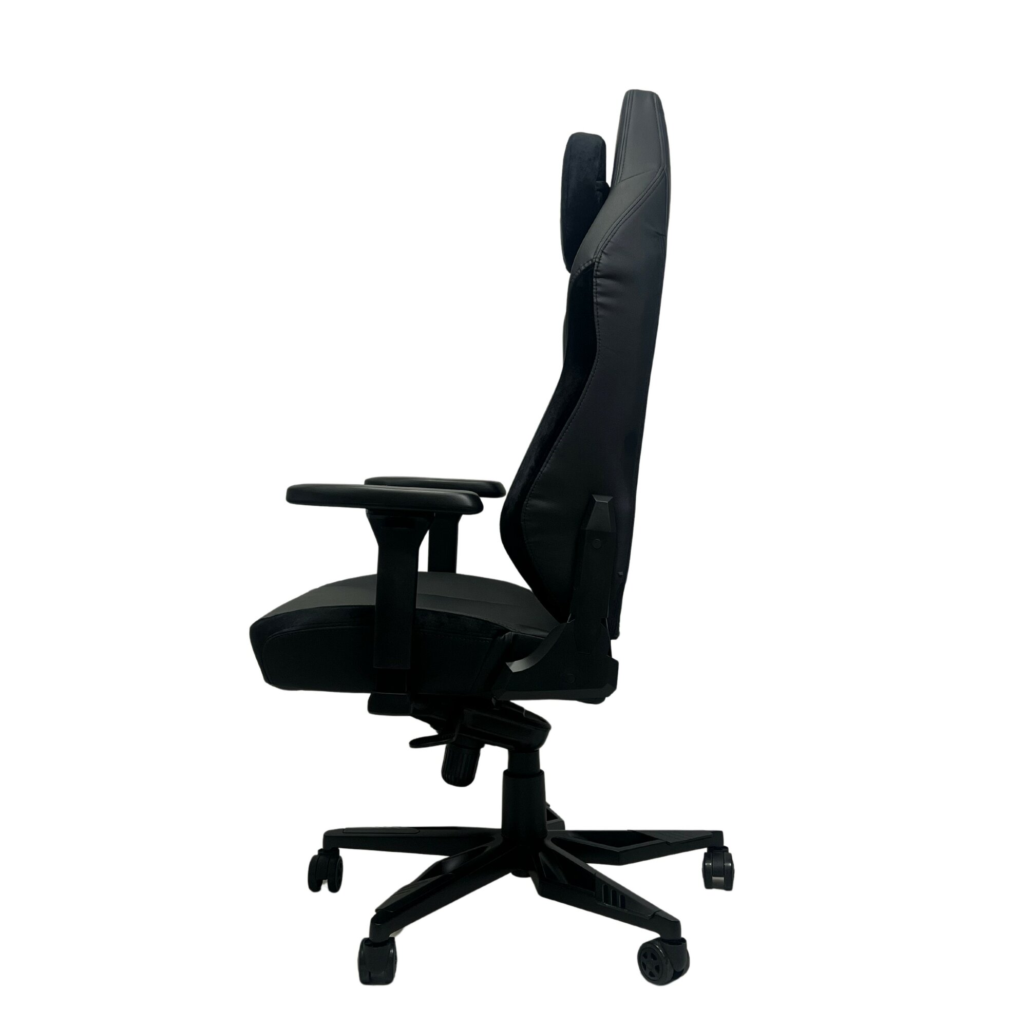 Геймерское кресло Gladiator X — фото 1