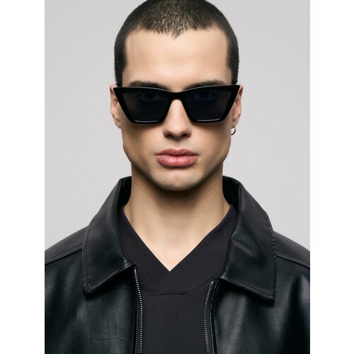 Солнцезащитные очки ТВОЕ черный 209₽