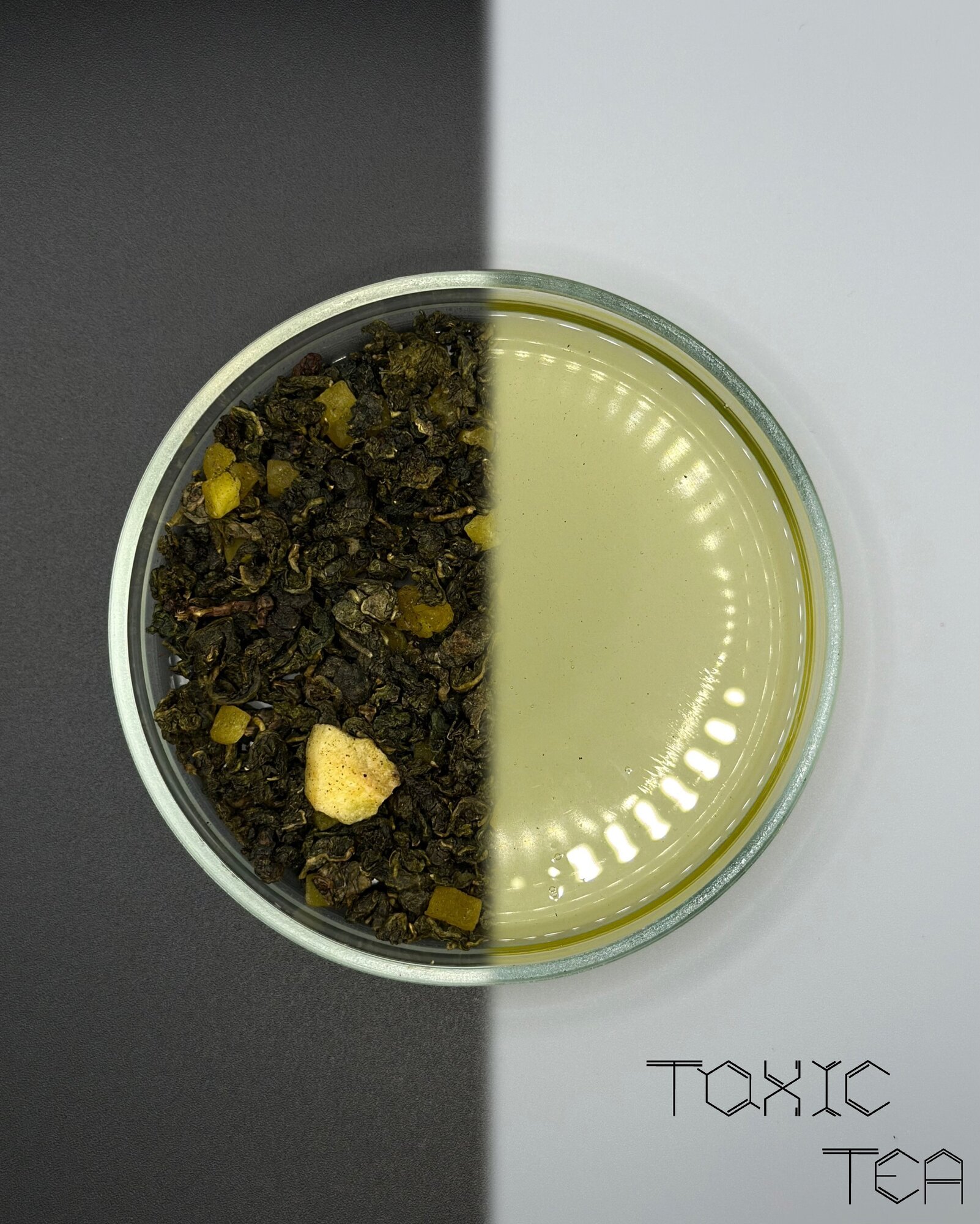 Чай «Banana Bang» ToxicTea, улун, крупнолистовой, листовой, для заварочного чайника, без глютена.