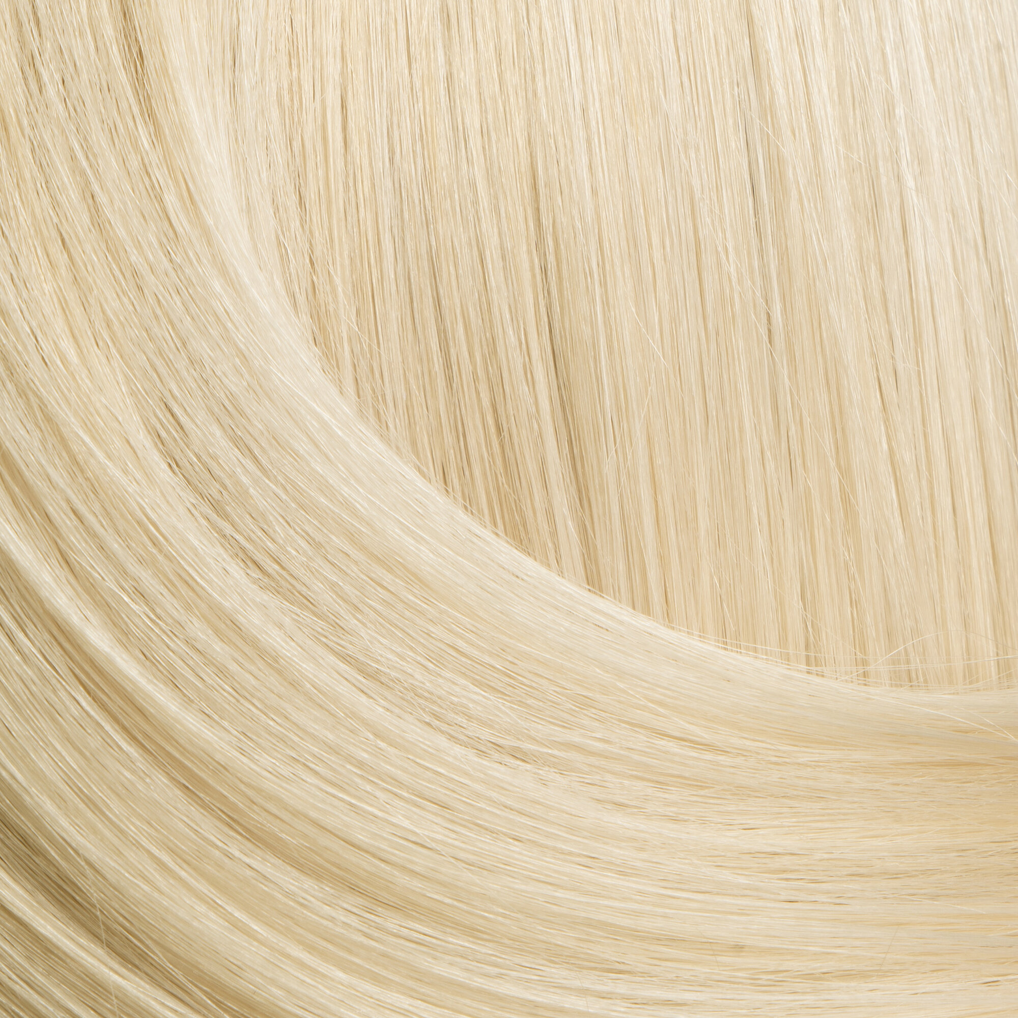 Краска-уход L'Oreal Casting Creme Gloss, 1021 светло-светло-русый перламутровый оттенок — фото 1