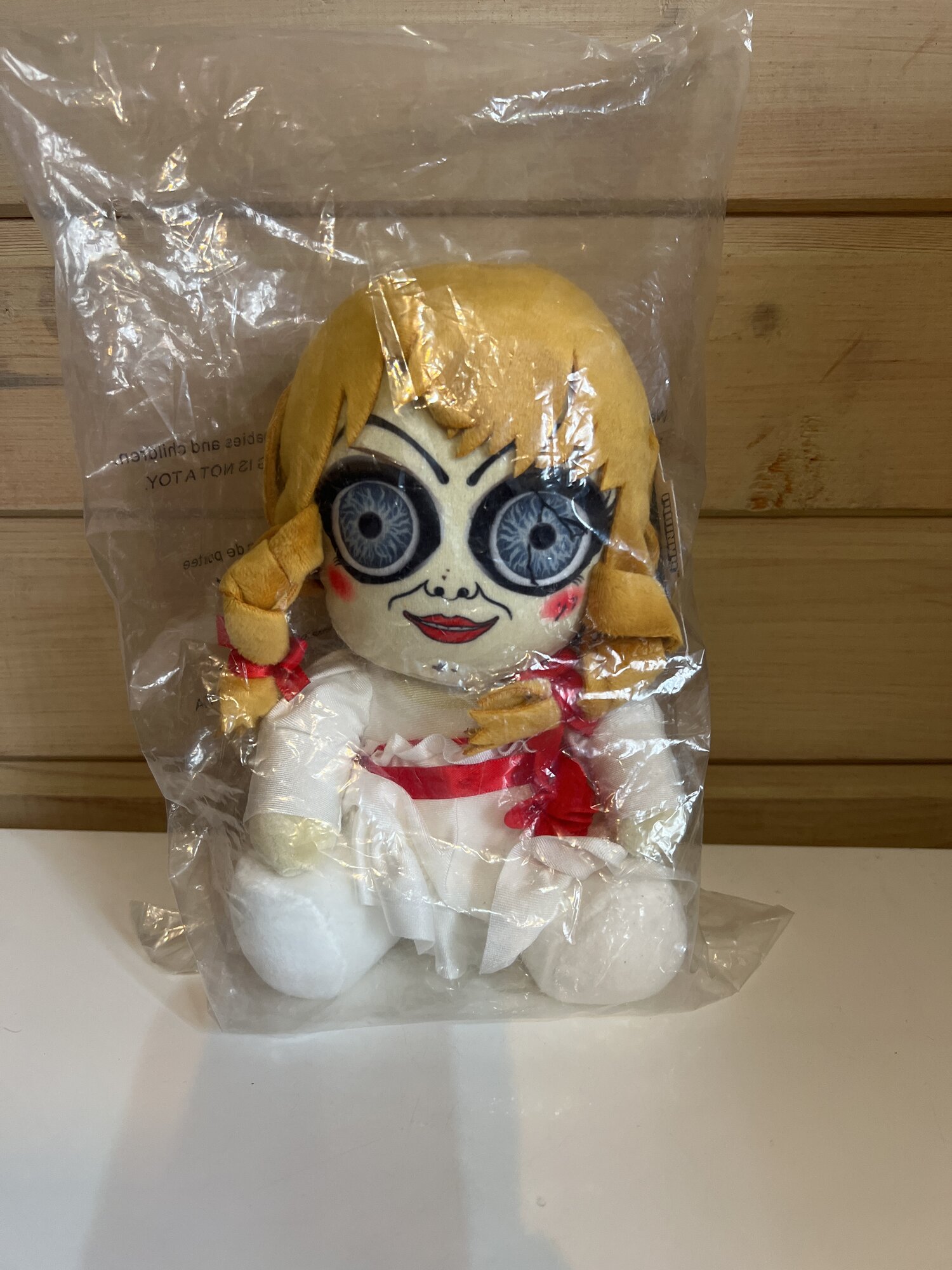 Фигурки Аннабель от Kidrobot