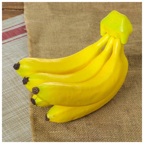 Муляж банан 5 шт 17 см 1 шт 725₽