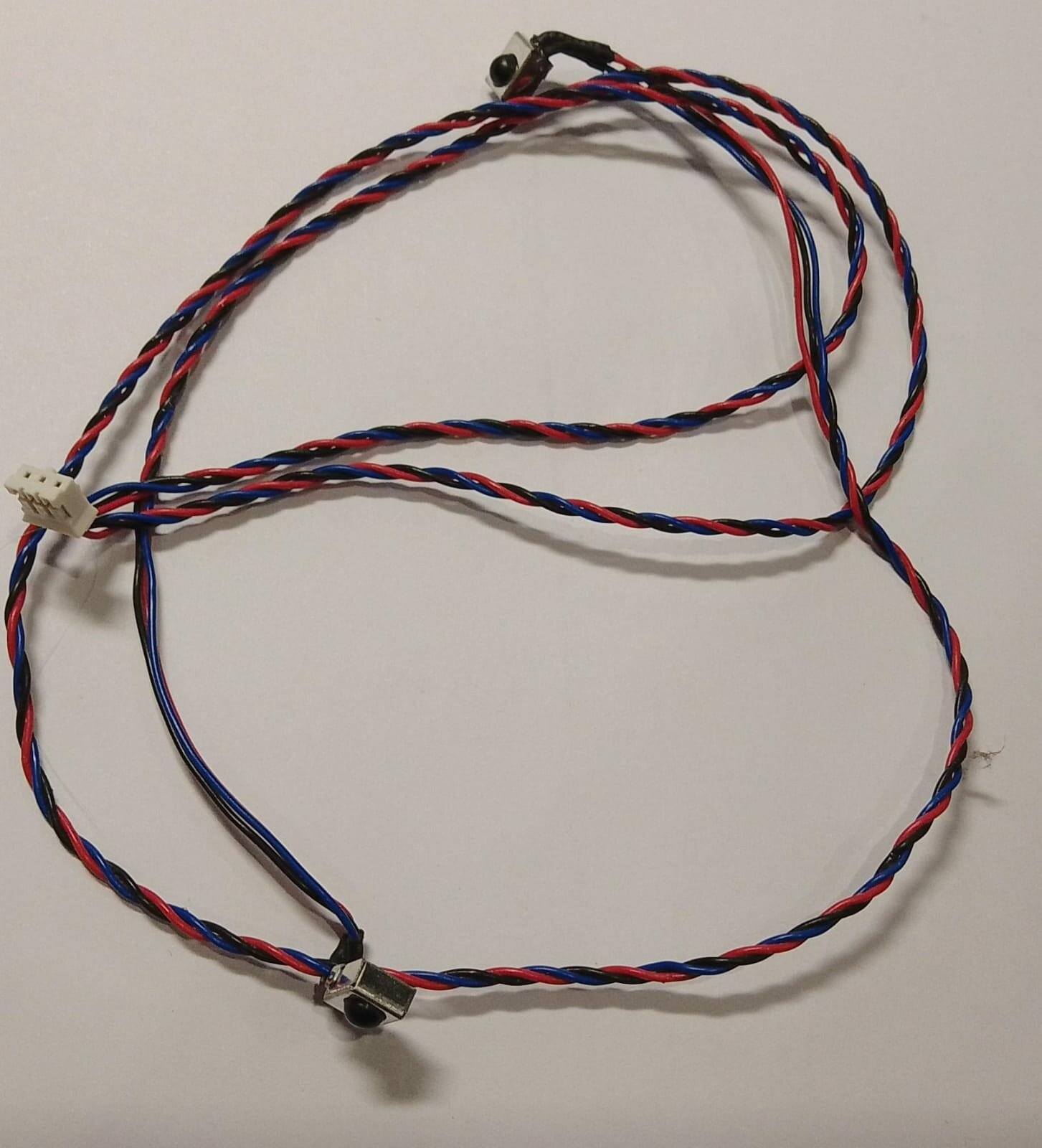 фото ИК датчики сближения робота пылесоса ILIFE Robotic vacuum cleaner (V50)