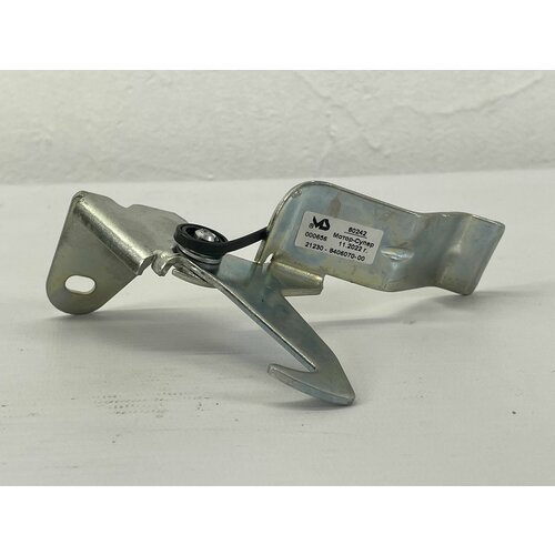 Крючок капота голый ручка открывания капота замок лепесток для ВАЗ 2123 Нива Шевроле Шеви Chevrolet Niva Нива Тревел Niva Travel 713₽