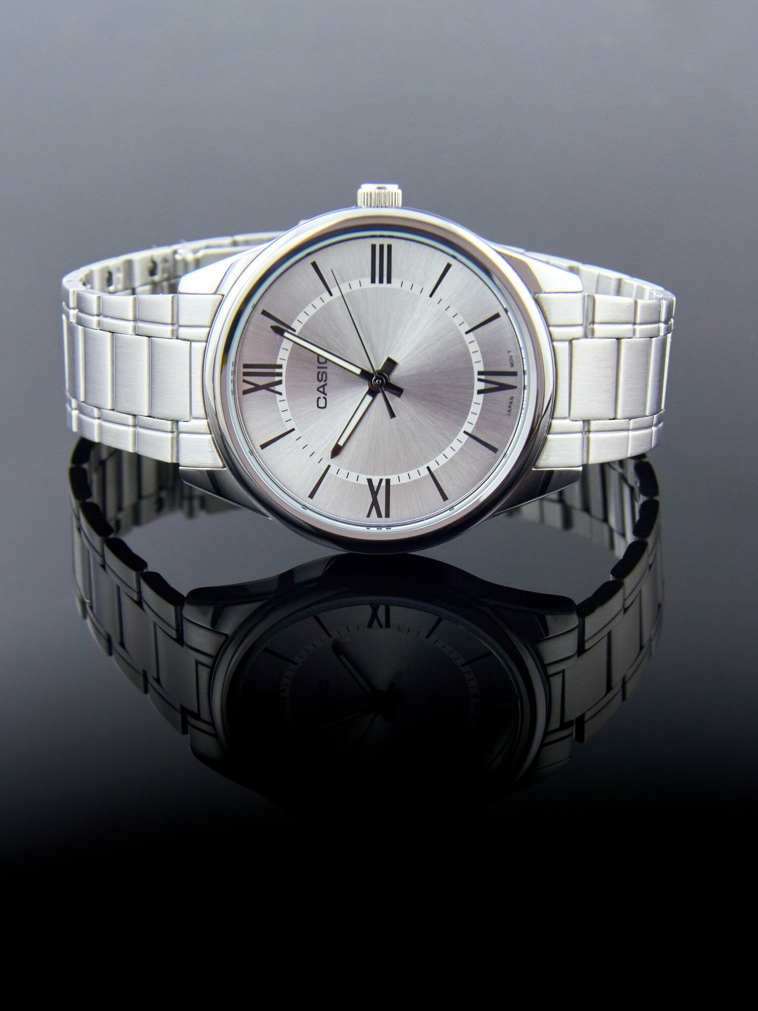 Наручные часы CASIO Классика, хром — фото 1