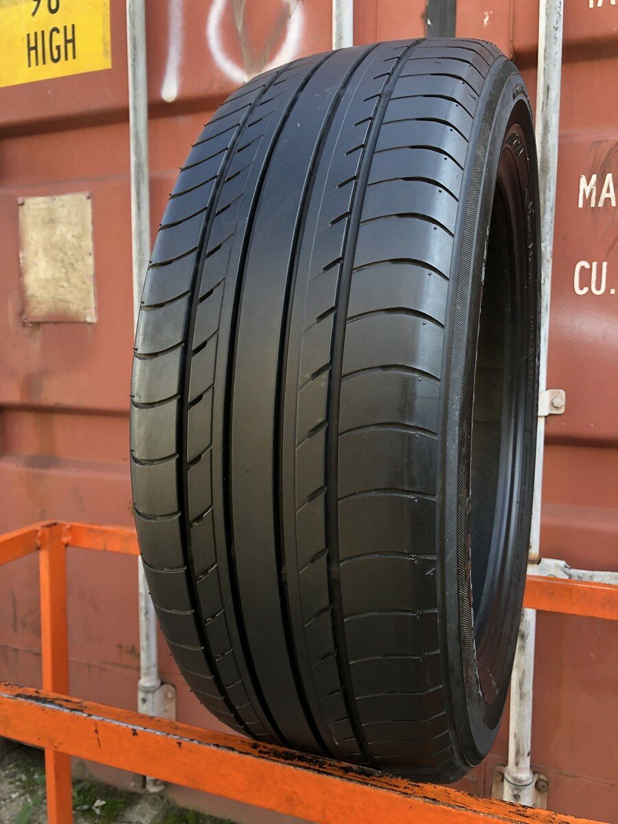 Автошина Б/У 215/55 R17 Yokohama DB decibel E70D
