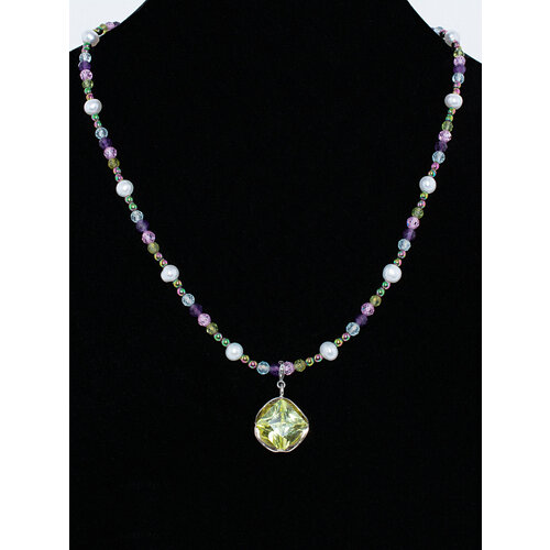 Колье JEWELRY A VENTO, циркон, аметист, жемчуг культивированный, хризолит, гематит, топаз, длина 45 см, розовый, мультиколор, фиолетовый, лиловый