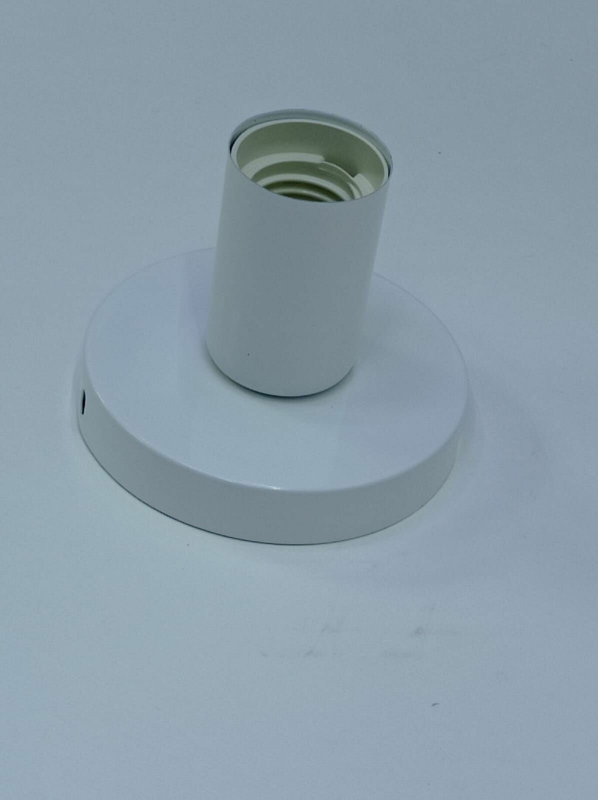 фото Патрон основание Е27 белый D98мм