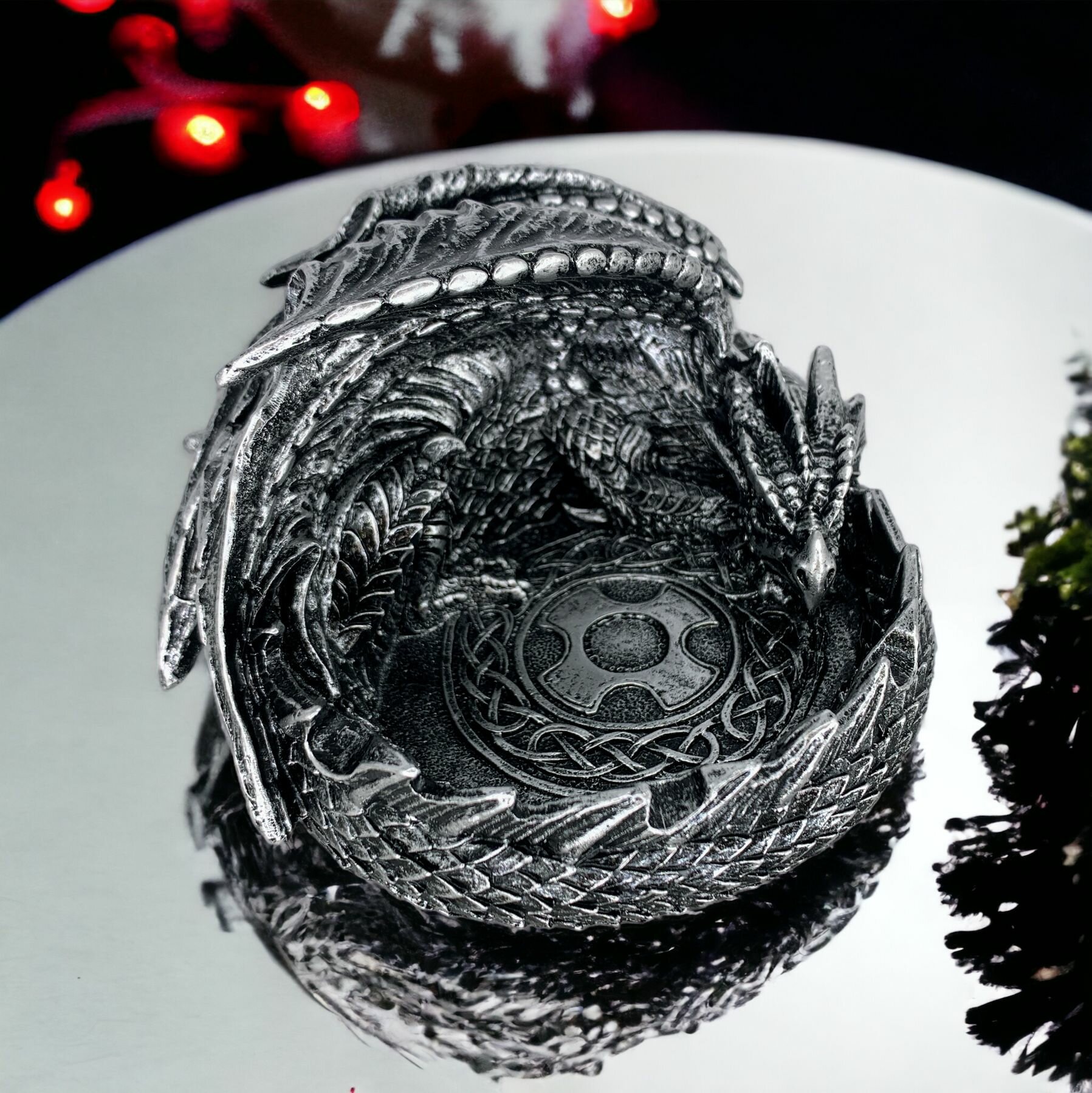 Статуэтка Китобой "Дракон", полистоун, серебристая, 8 см x 13 см