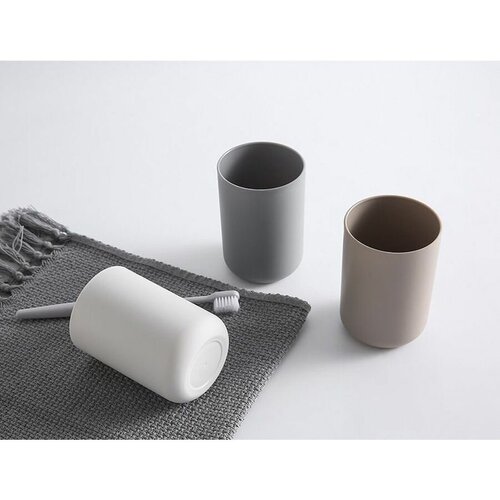 Стакан для ванны (подставка под зубные щетки), размер 10,3*7,2 см, объем 300 мл, цвета в ассортименте