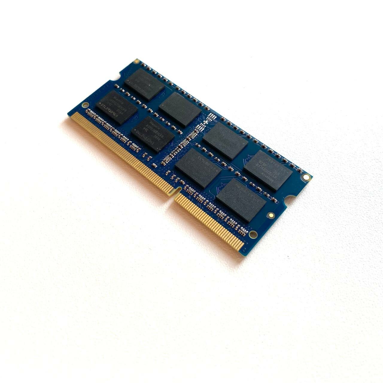 Оперативная память SK Hynix DDR3 4GB 1333МГц PC3-10600S 1.5v SODIMM для ноутбука