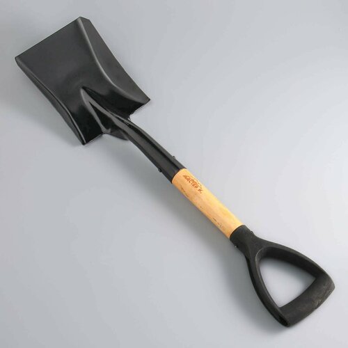 Лопата туристическая Мастер К совковая 67 см черная дерево 1024₽