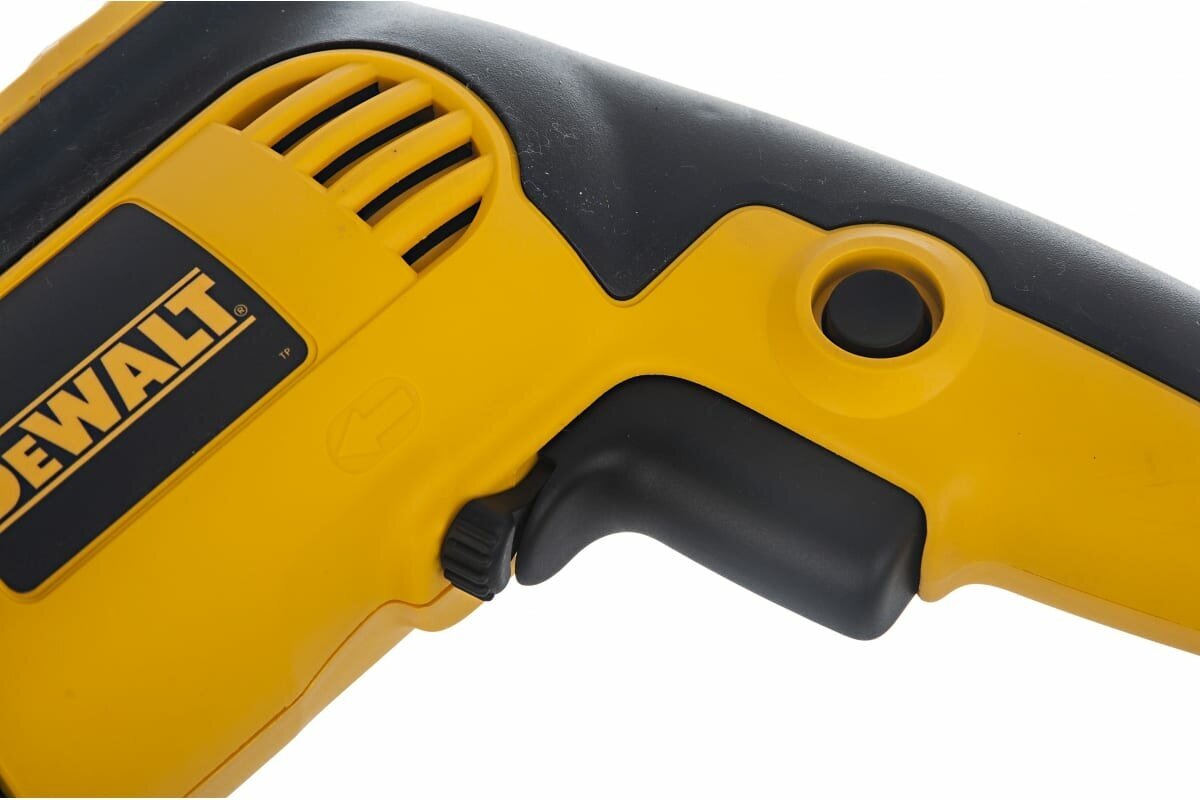 Ударная дрель DeWALT DWD024S, 750 Вт черный - фотография № 10