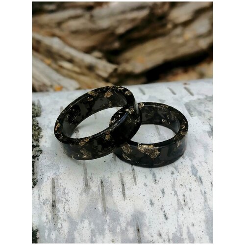 фото Кольцо из смолы без бренда