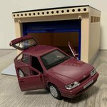 Игрушечный разборный гараж с подъемными воротами + модель 12 см Лада 2114 (металлический кузов, инерция, открытие 2-х дверей и багажника)- бордовая - изображение