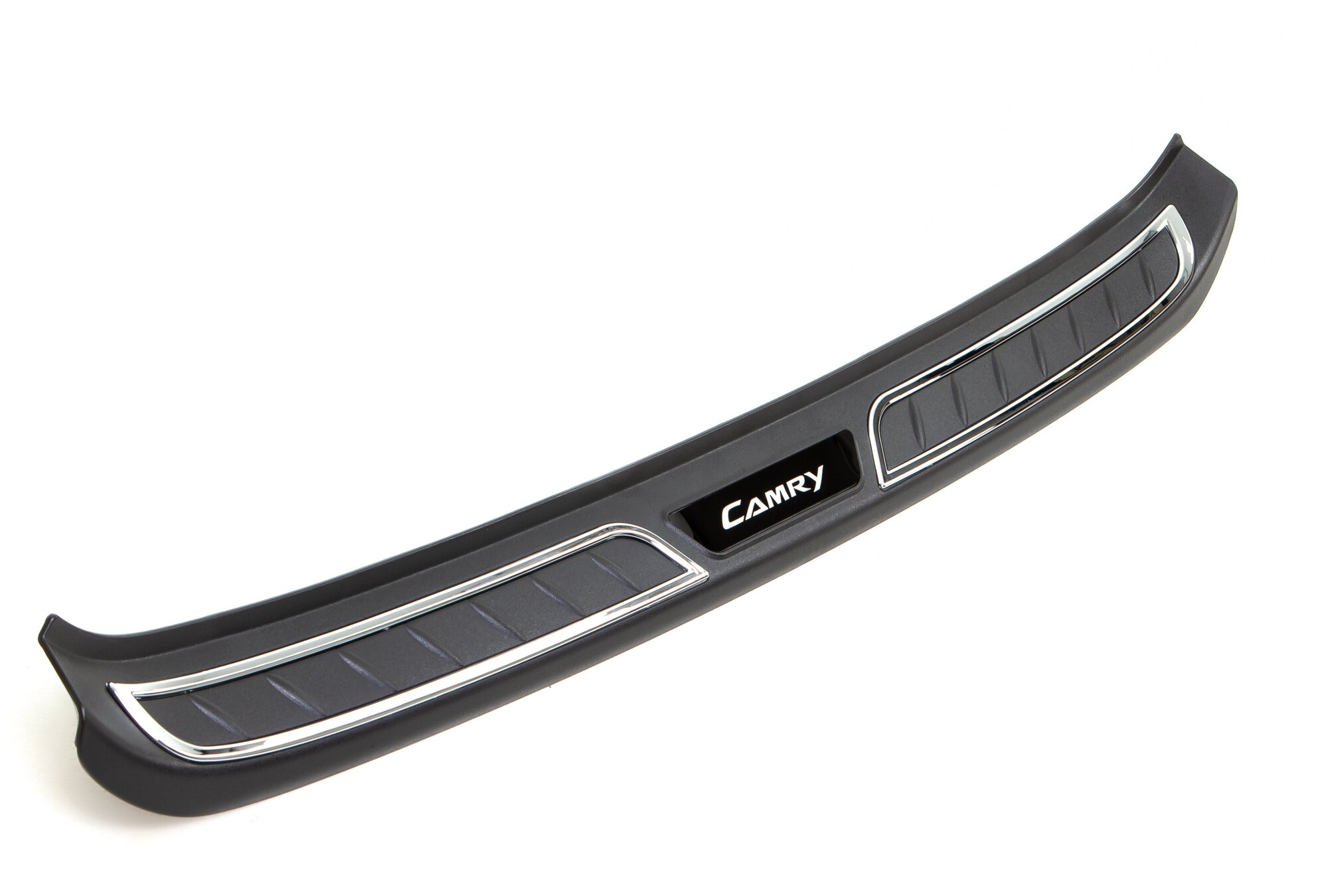 Накладка на задний бампер VOLFOX Toyota Camry V70 (2018-2020)