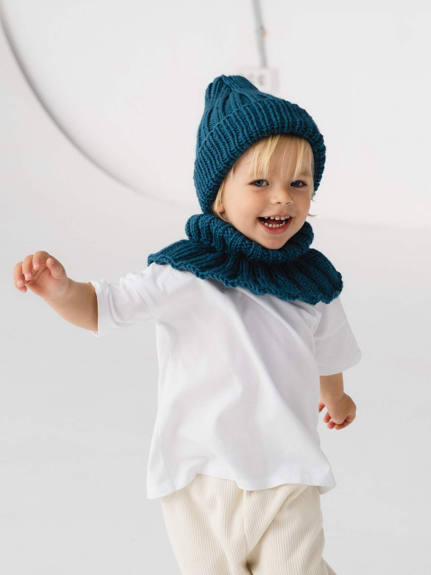 Шапка-бини для детей размер 48-50 синий