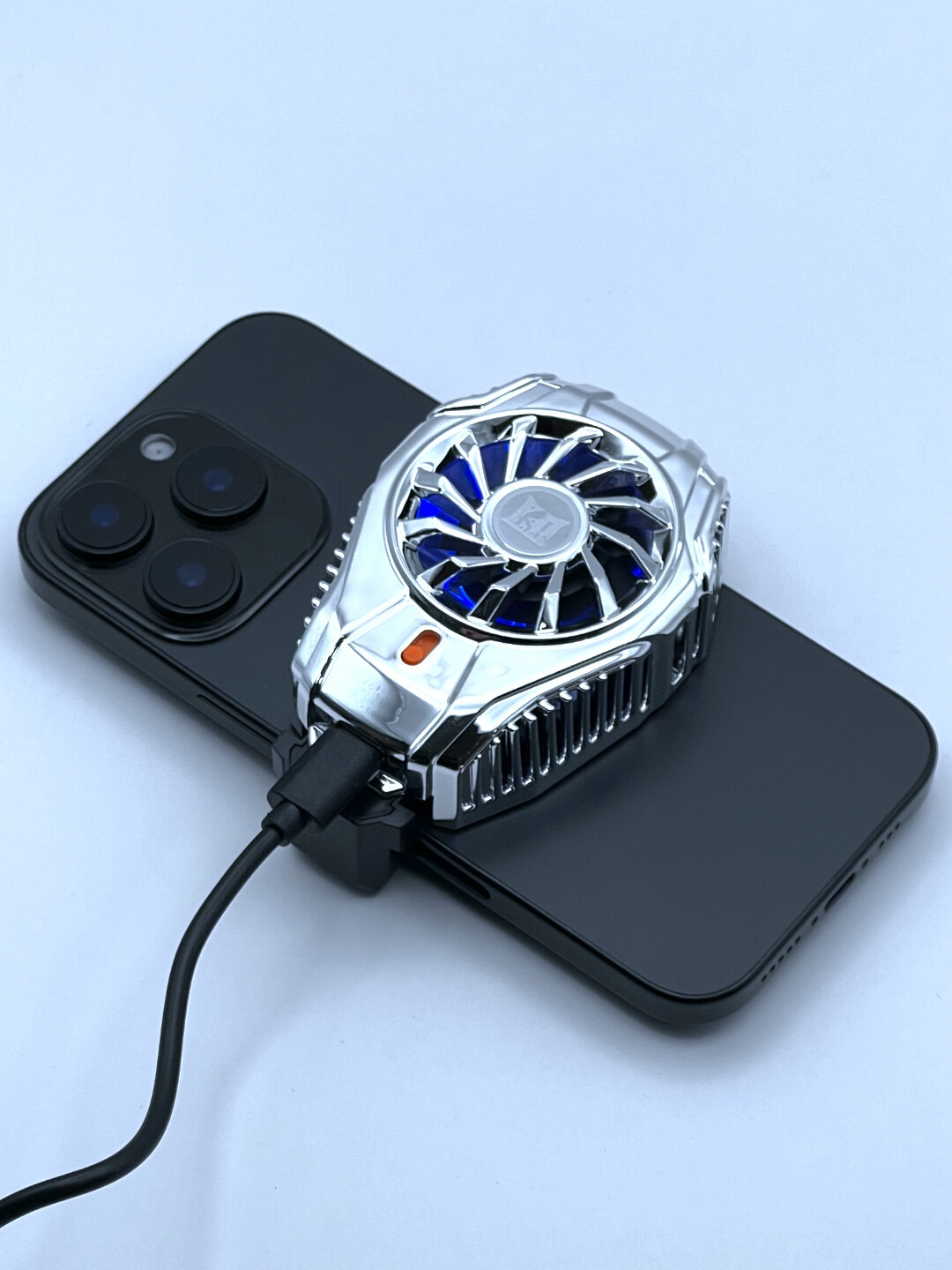 Универсальный кулер для телефона с RGB, USB, разные модели без и с дисплеем — фото 1