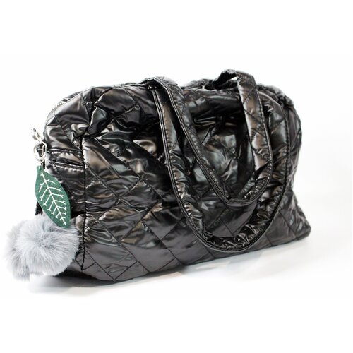 фото Болоньевая сумка через плечо на плечо стеганная дутая модная 2022 2023 нет бренда