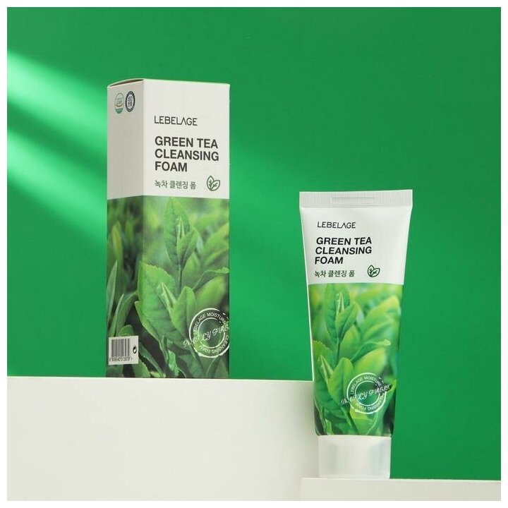 Пенка для умывания с зеленым чаем Lebelage Green Tea Cleansing Foam 100ml - фотография № 3