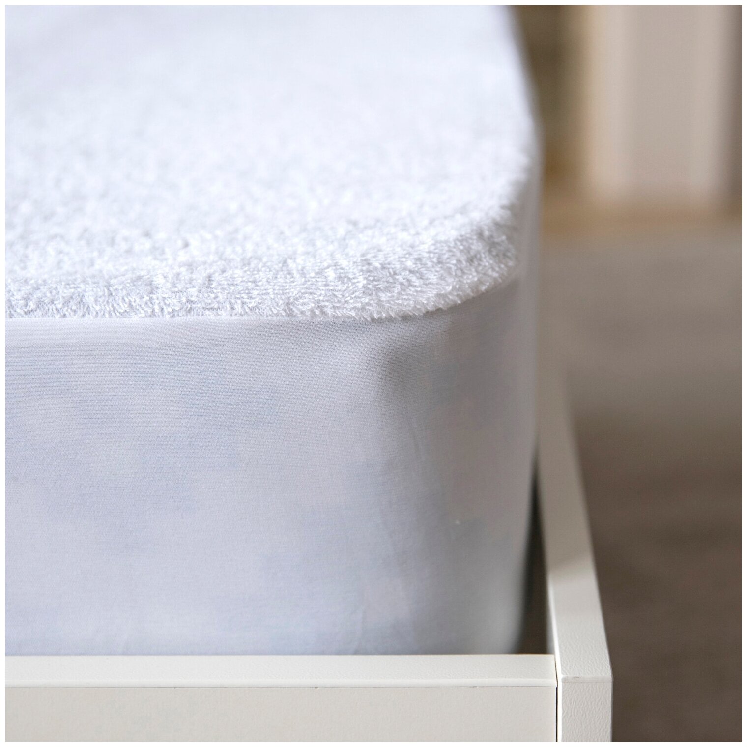 Наматрасник-чехол, непромокаемый с водонепроницаемой мембраной, на резинке, мягкий, на кровать, размер 200х200, белый - фотография № 11