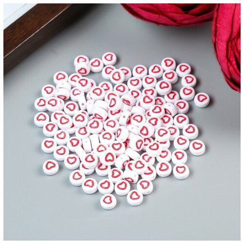 Набор бусин для творчества пластик Красное сердце с белой серединкой 20 гр 0,7х0,7х0,4 см