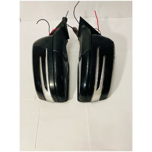 Зеркала бокового вида в стиле Mercedes Benz механика с двойным бегущим поворотом. На ваз 2104, 2105, 2107. Штатное крепление.