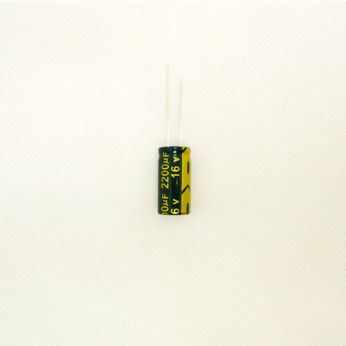 16V, 2200 uF, +-20%, 10*20 мм, алюминиевый электролитический конденсатор
