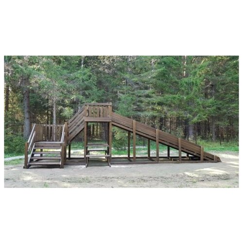 Зимняя деревянная заливная горка выше всех ледянка 2 (без покрытия) скат 8 метров