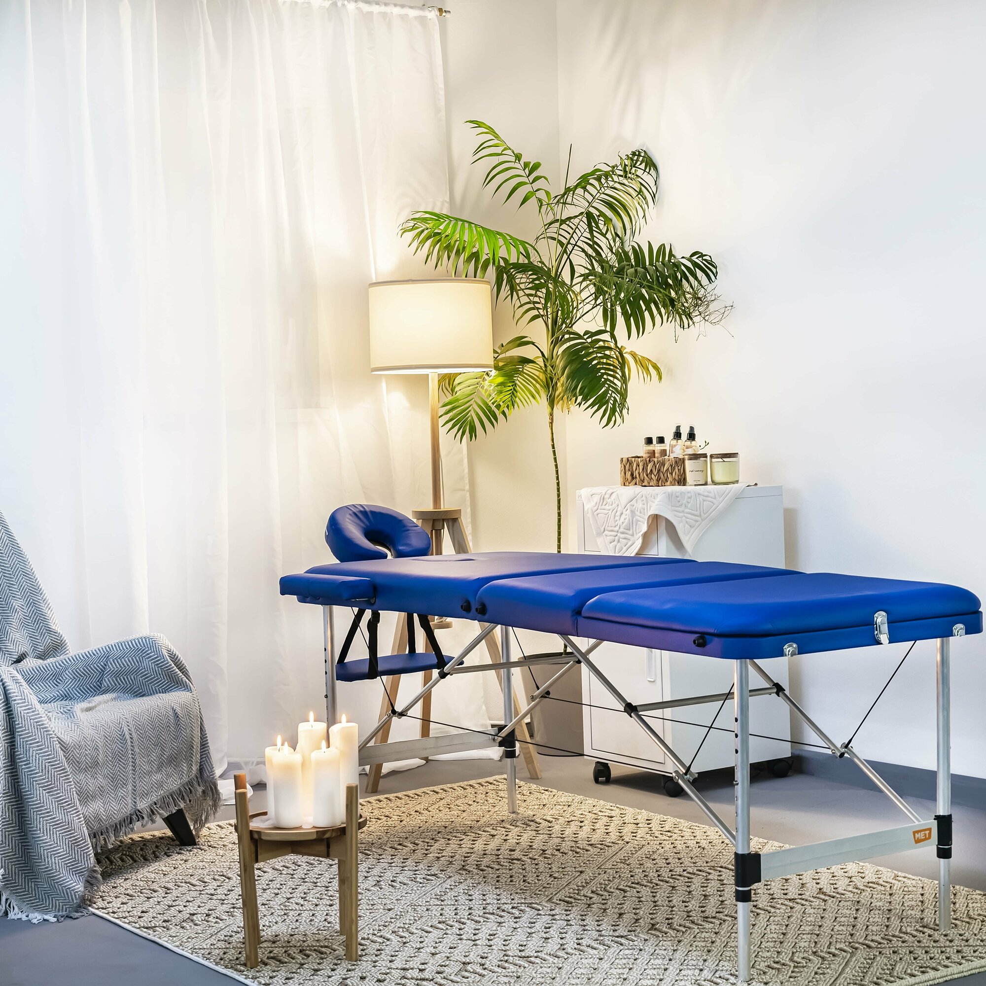 фото Массажный стол МЕТ Comfort A3