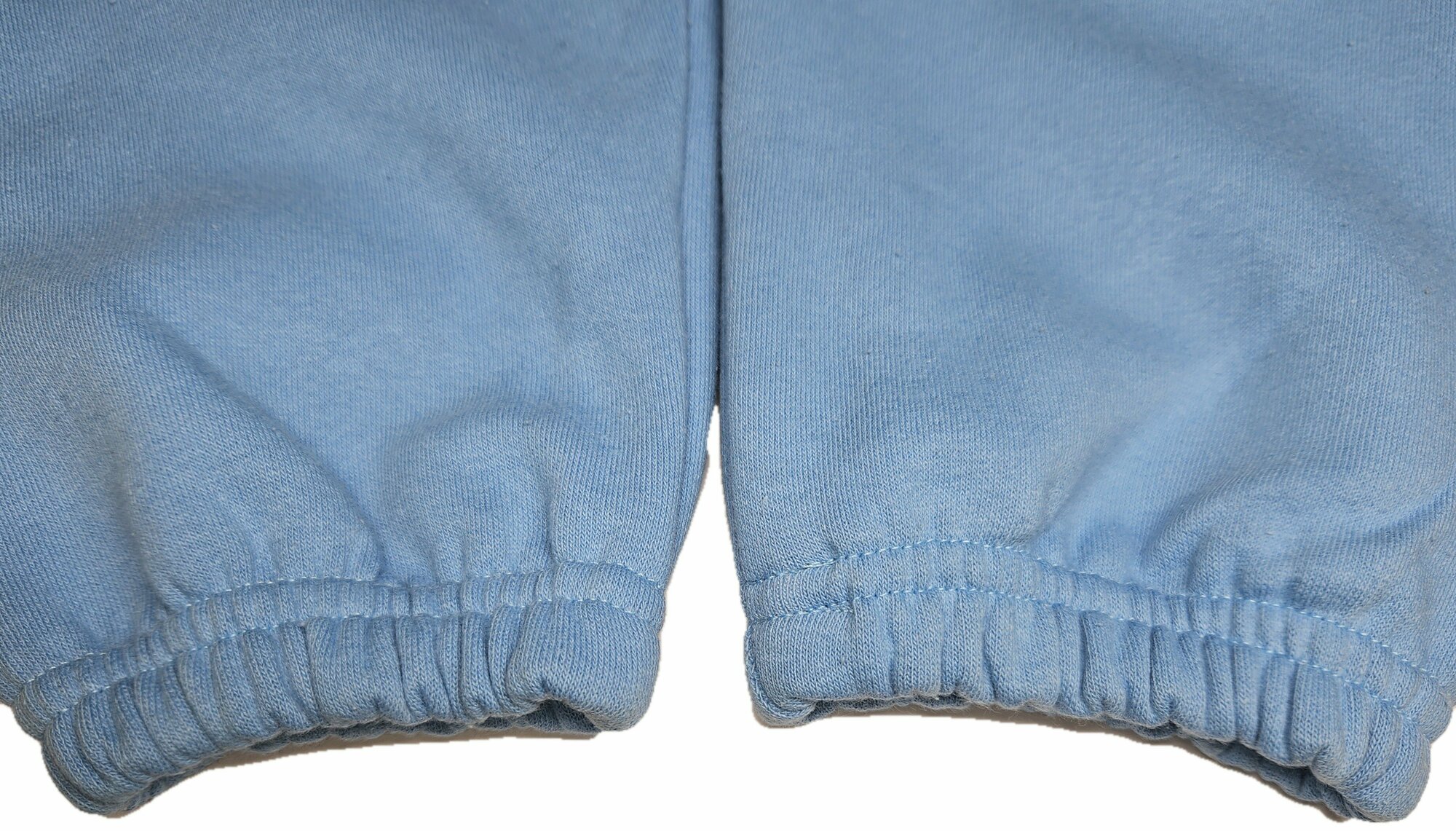 Детские спортивные брюки из футера, внутри с начесом, Сказка, голубые, размер 122 - фотография № 4