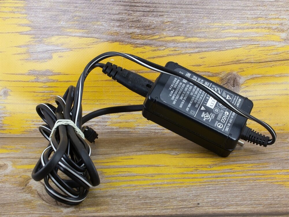 Видеокамера Sony HDR-CX200E — фото 7