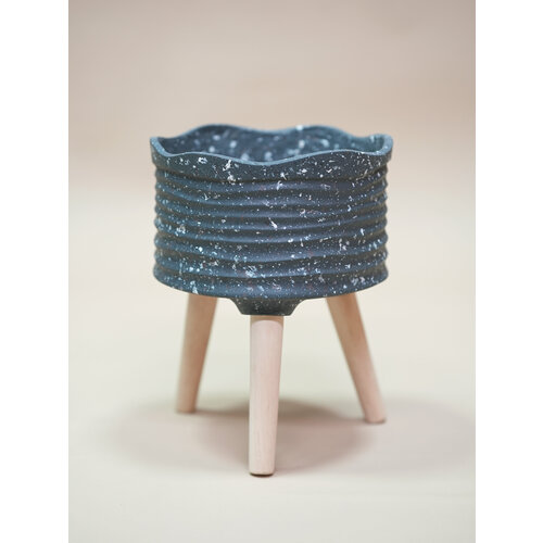 Кашпо из цемента, 28х28х16 + 11 см