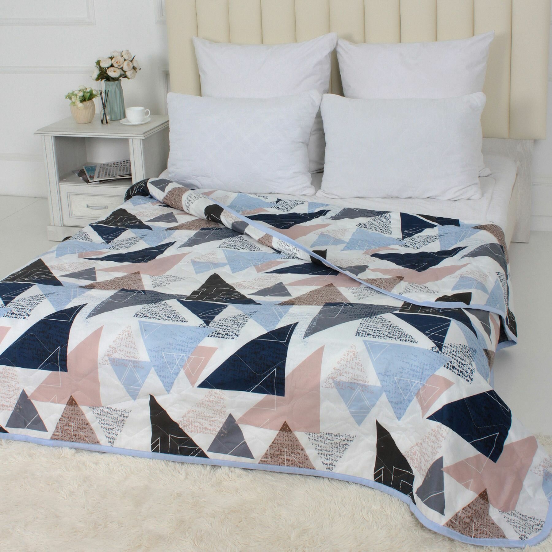 Одеяло Дачное летнее облегченное, 1,5 спальное в полиэстере - фотография № 1