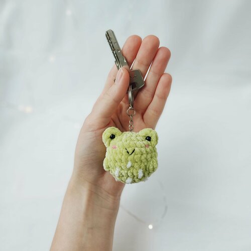 Брелок, вязаная фактура, фисташковый