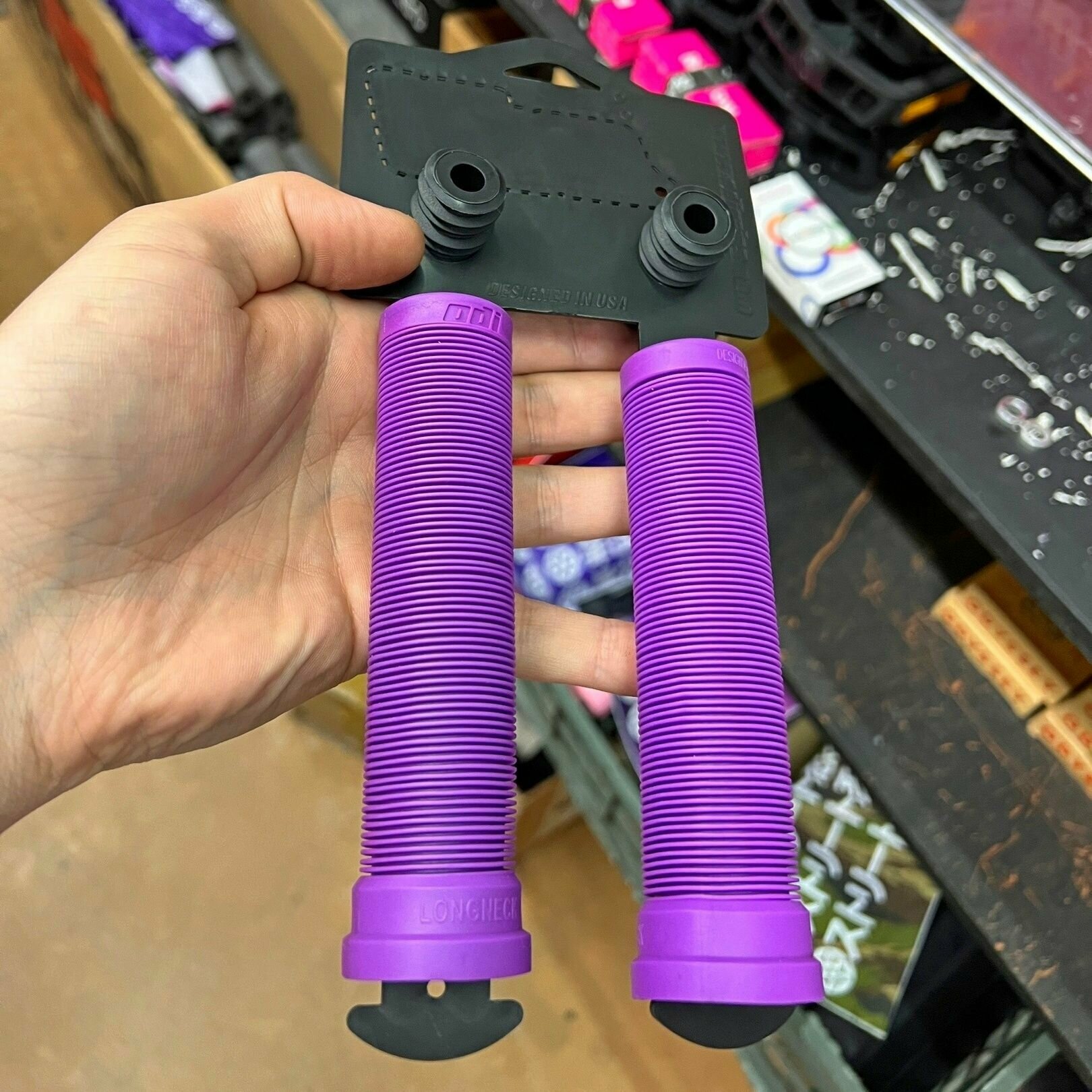 Грипсы ODI Longneck Soft LE (BMX, Самокат, Fixed Gear) — фото 1