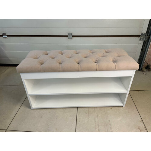 бежевый, белый