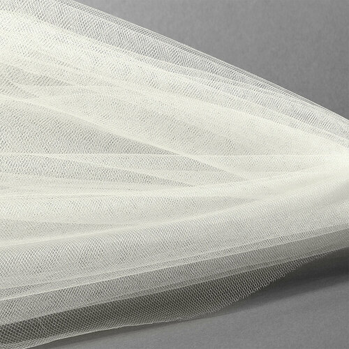 Фатин Кристалл средней жесткости блестящий арт. K. TRM шир.300см, 100% полиэстер цв. 02 К уп.50м - айвори