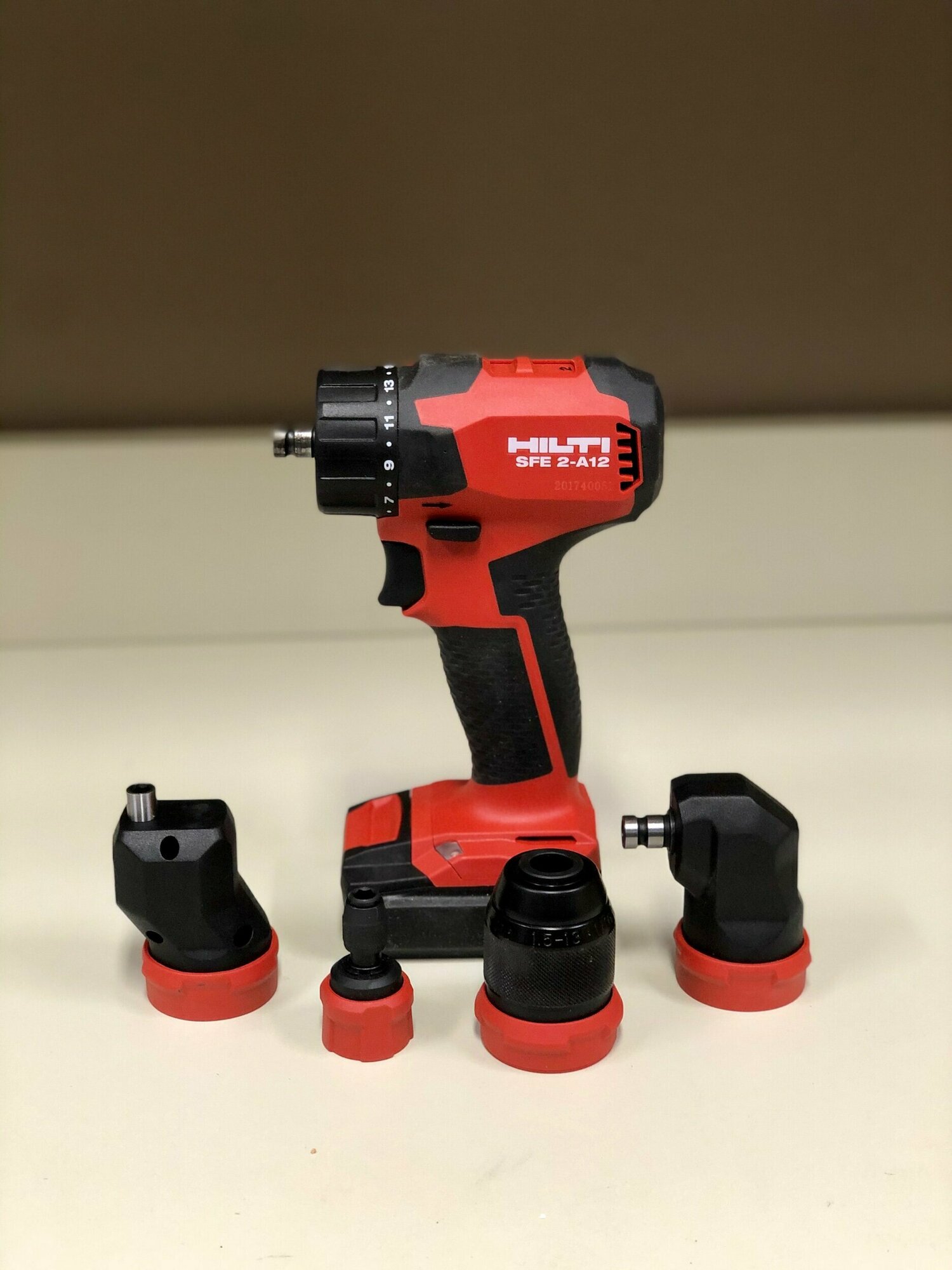 Дрель-шуруповерт HILTI SFE 2-A12 - фотография № 3